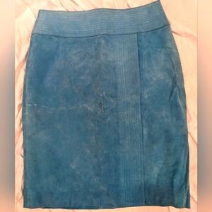 Vintage blue suede midi skirt with zipper in the back. Beautiful blue/teal color